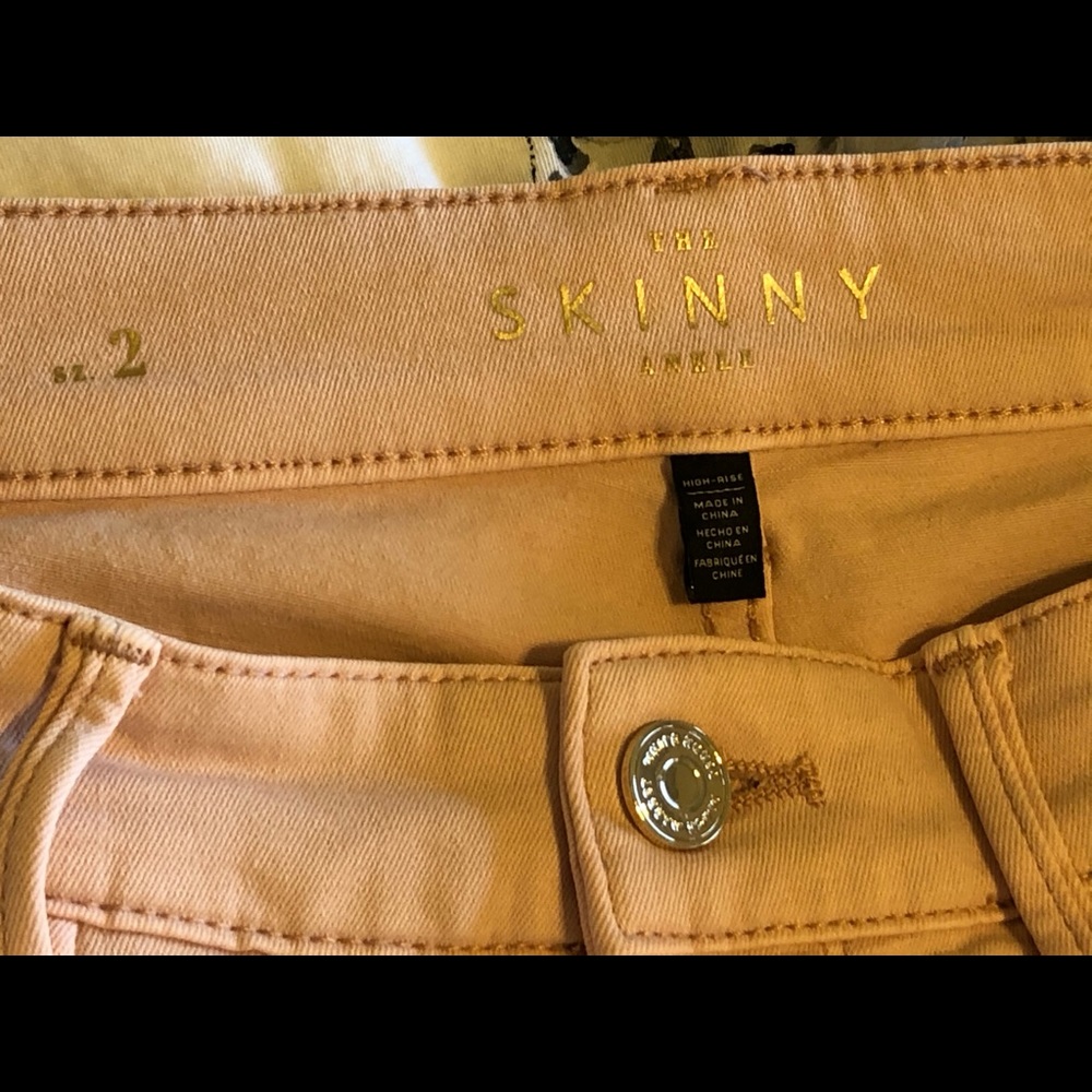 The Skinny Ankle WHBM pink jeans
